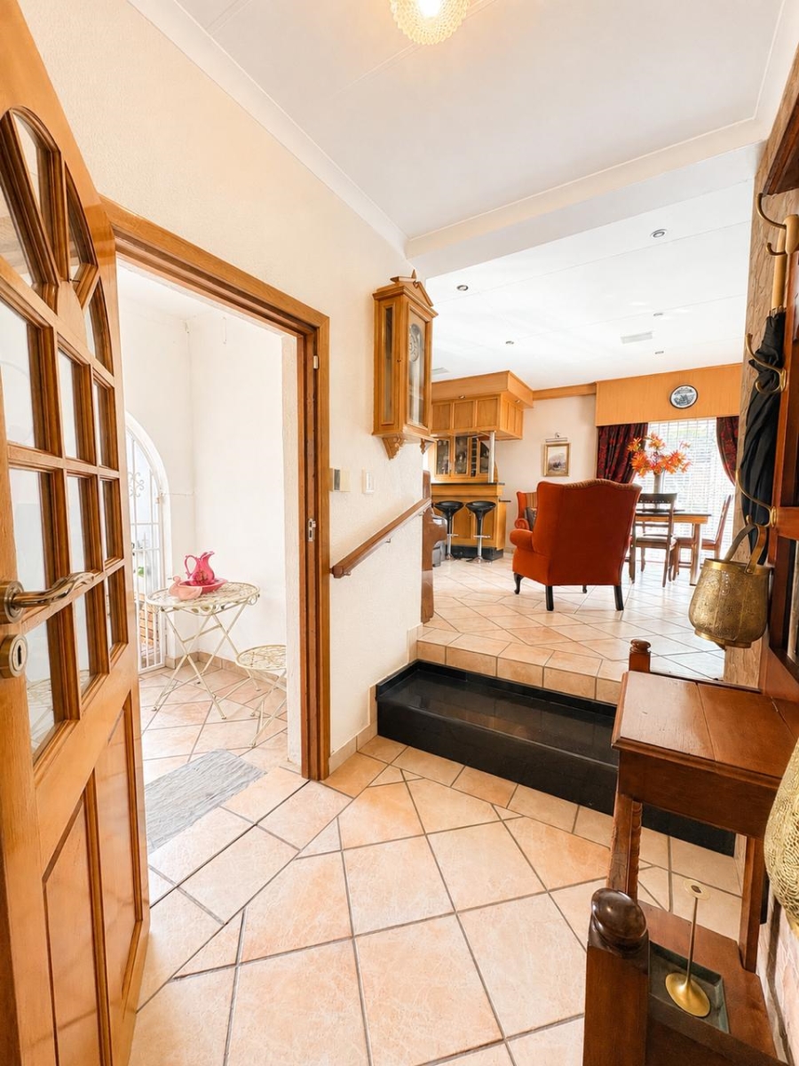 3 Bedroom Property for Sale in Wilkoppies North West